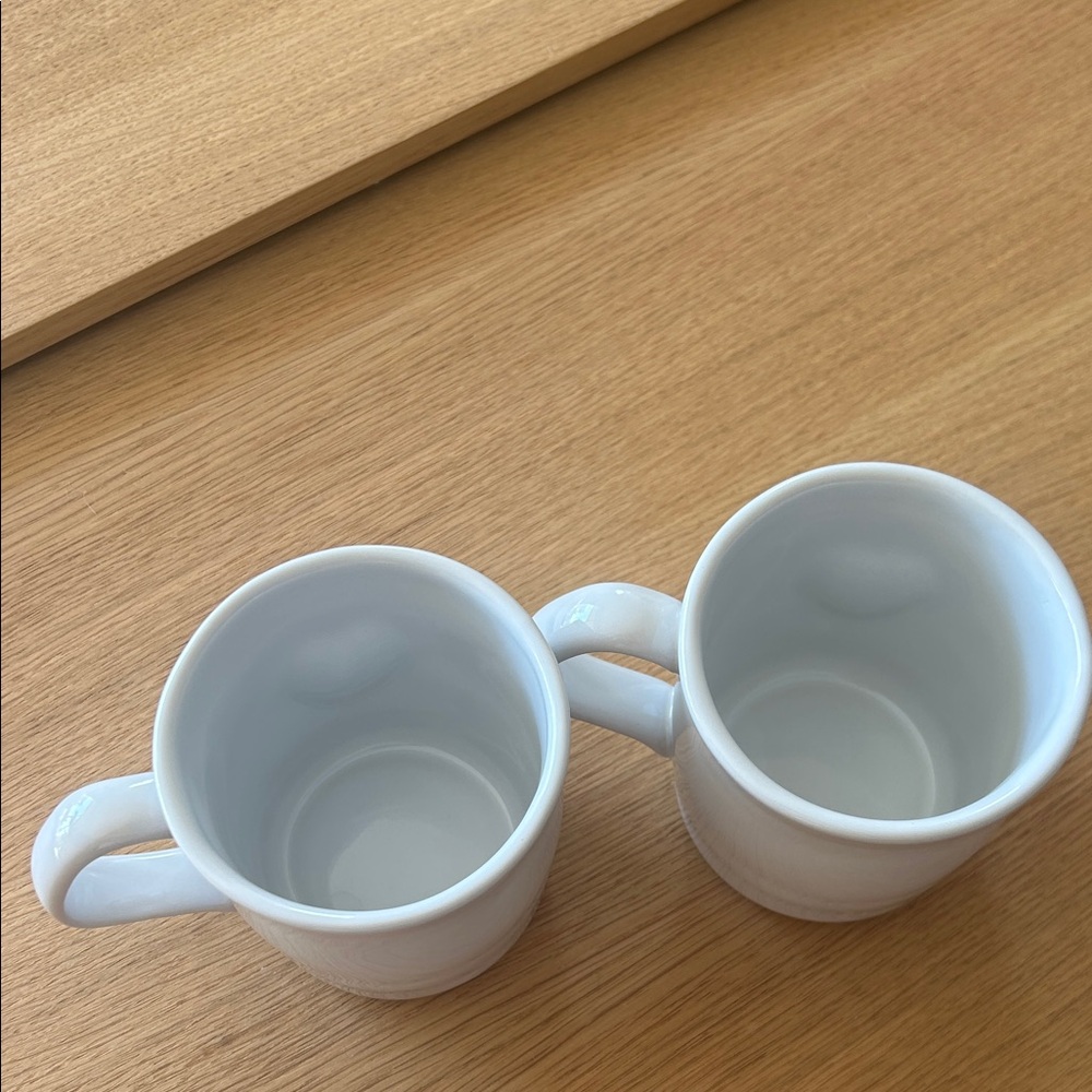 Set of Two Heart Design White Mugs from Williams Sonoma - Picture 4 of 7
